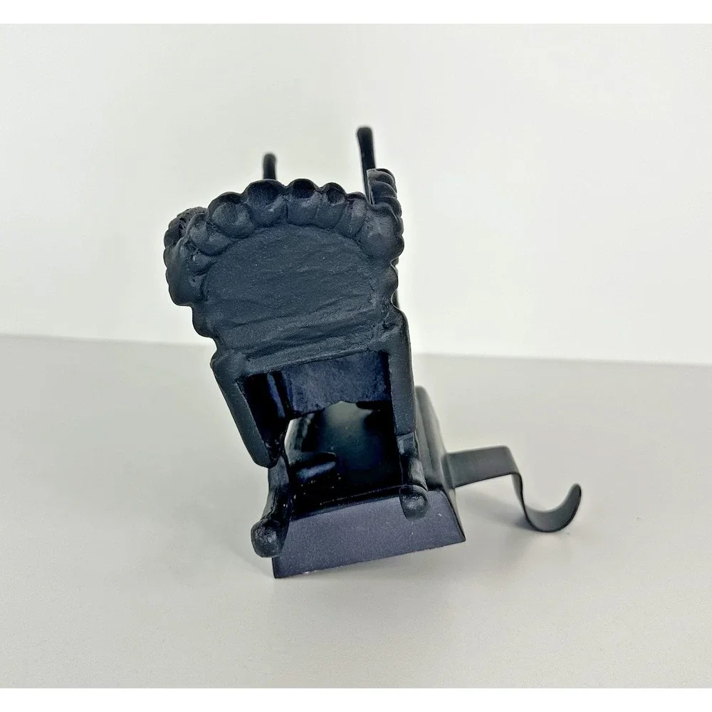 Pottery Barn Christmas Santa's Sleigh Black Bronze Metal Stocking Holder Hanger‎